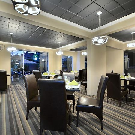 West Palm Inn Flic en Flac ภายนอก รูปภาพ