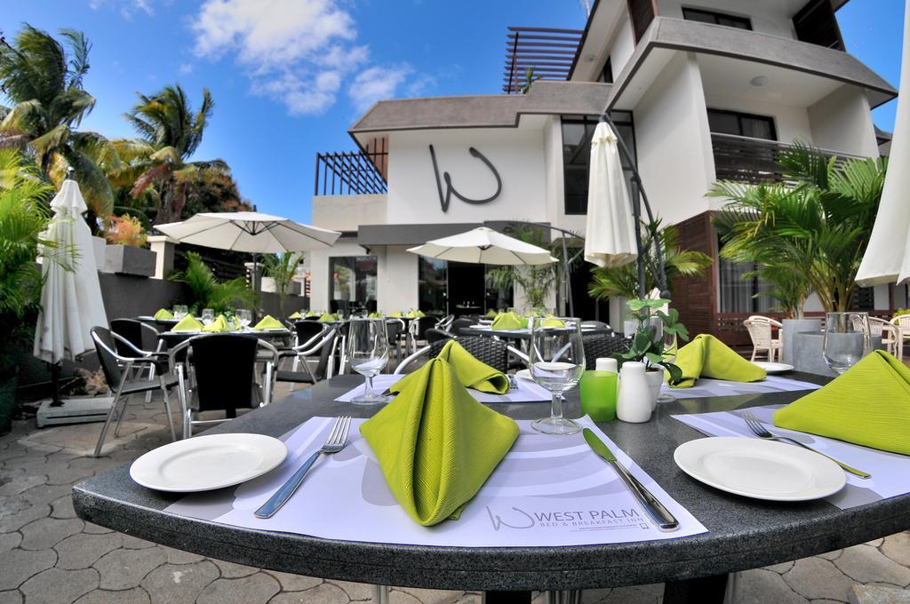 West Palm Inn Flic en Flac ภายนอก รูปภาพ